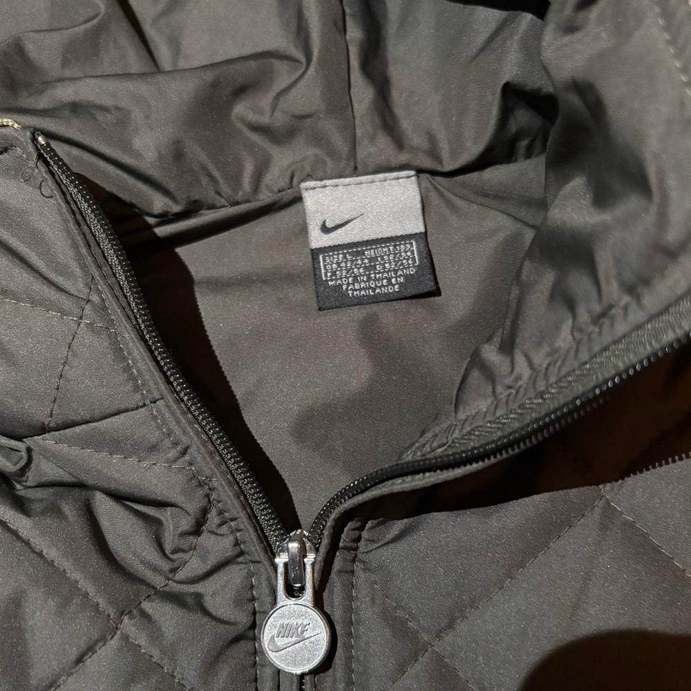 Nike vest